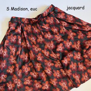 Small Lularoe Madison full skirt, jacquard grey with orange red flowers